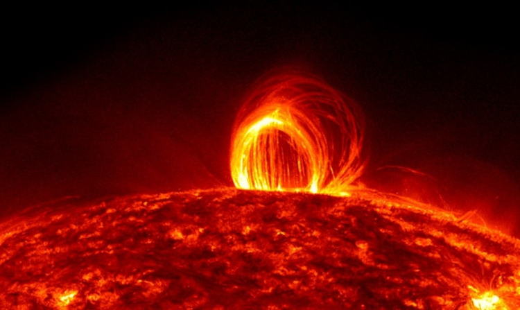 Ilustrasi badai matahari (NASA)