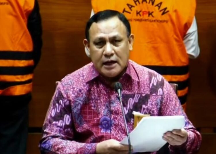 Ketua KPK RI Firli Bahuri saat konferensi pers di Gedung Merah Putih Jakarta, Kamis (6/1/2022) sore.