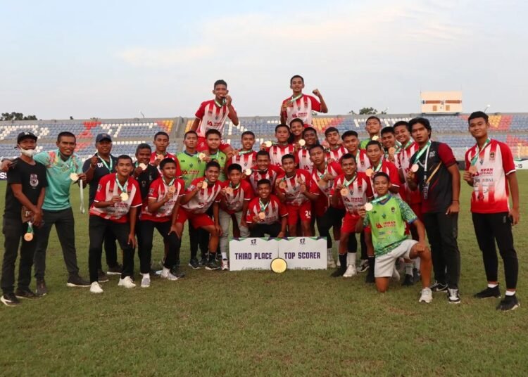 PSP Padang Junior saat menjadi juara 3 nasional Piala Soeratin U-15 pada Maret lalu. (@/psppadang.id)