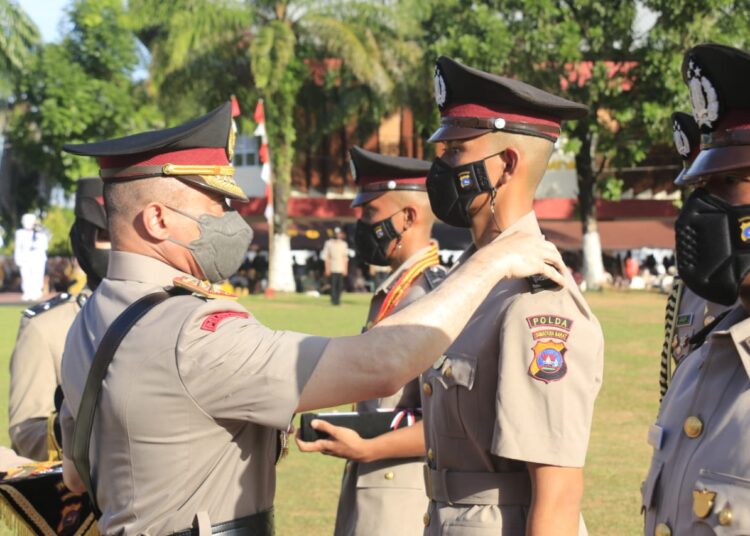 Kapolda Sumbar, Irjen Pol Teddy Minahasa lantik 316 Bintara Polri Gelombang I Tahun Ajaran 2022 SPN Polda Sumbar. (SumbarKita/Fajar)