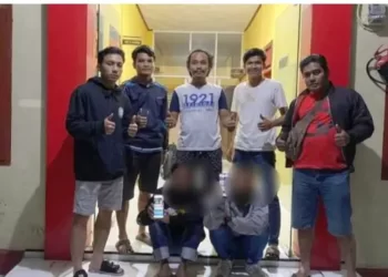 Saat tengah asik bermain judi online jenis slot, dua pemuda harus beruursan dengan Satreskrim Polres Mentawai.