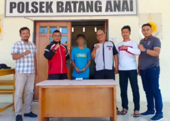 Polsek Batang Anai ringkus salah seorag pelaku judi online