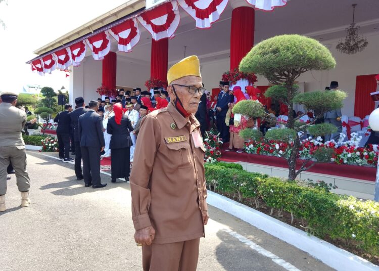 Nawi, Pejuang Angkatan 45 usai upara kemerdekaan di Gubernuran Sumbar, Rabu (17/8/2022) [SumbarKita/Rian Afdol]