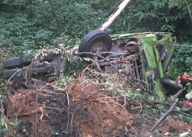 Lagi! Truk Terjun Ke Jurang Sitinjau Lauik, Sopir Dilaporkan Menghilang