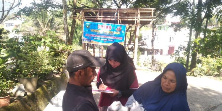 Dinas Pangan dan Pertanian (Dispangtan) melalui UPTD Pusat Kesehatan Hewan (Puskeswan) kembali melaksanakan vaksinasi rabies gratis secara massal.