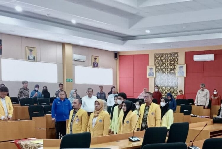 Satuan Tugas Pencegahan dan Penanganan Kekerasan Seksual (PPKS) Universitas Negeri Padang (UNP) resmi dilantik, Kamis (22/9/2022).