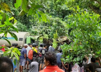 Kecelakaan di Nagari Timbulun, Kecamatan Tanjung Gadang, Kabupaten Sijunjung (Dok. FB Kantor Camat Tanjung Gadang)