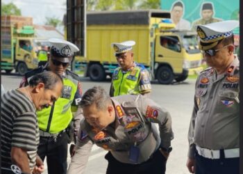 Razia gabungan pajak mati di Fly Over BIM, Selasa (27/9/2022) [Dok. Humas Pemprov Sumbar]