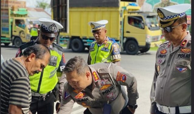 Razia gabungan pajak mati di Fly Over BIM, Selasa (27/9/2022) [Dok. Humas Pemprov Sumbar]