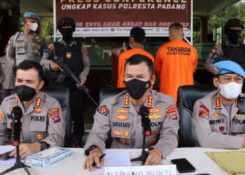 Konferensi Pers yang digelar Polda Sumbar saat menangkap perwira polisi yang terlibat narkoba (Foto: ANTARA)