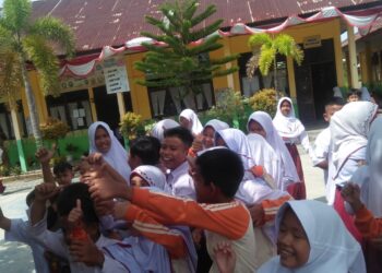 Kebijakan Full Day School di Pariaman Dinilai Tergesa-Gesa