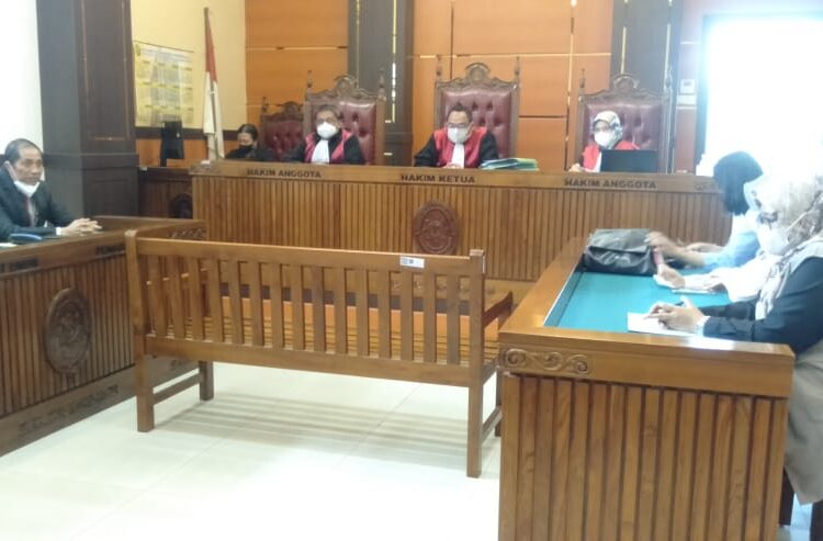 Sidang Putusan di Pengadilan Negeri Padang terkait gugatan pembayaran utang negara ke Warga Padang. (ist)