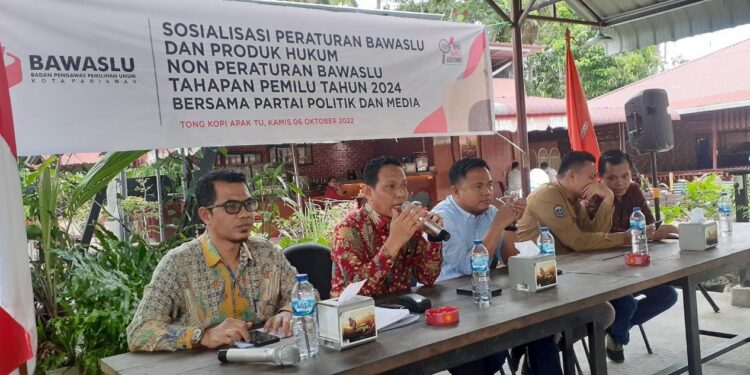 Sosialisasi aturan Bawaslu kepada sejumlah pengurus Parpol di Pariaman (ist)