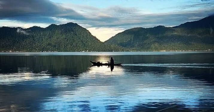 Danau Maninjau (ist)