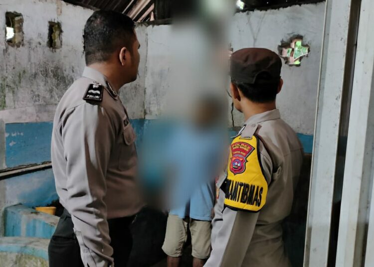 Jasad korban saat ditemukan polisi di lokasi kejadian (ist)