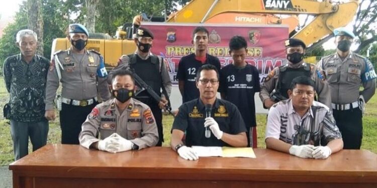 Jumpa pers pengungkapan tambang emas ilegal di Polres Pasaman Barat (ist)