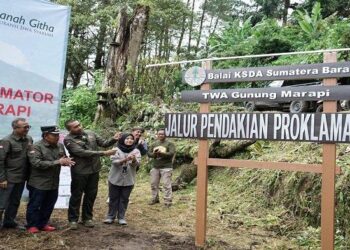 Termahal Rp305.000, Ini Rincian Harga Tiket Pendakian Gunung Marapi Jalur Proklamator