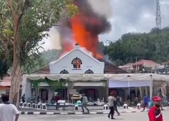 Gedung Pusat Kebudayaan Sawahlunto Terbakar Pagi Ini