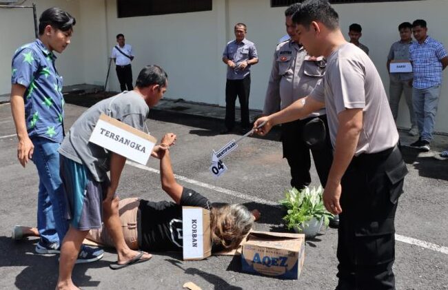 Rekonstruksi Kasus Pembunuhan Siswi SMAN Di Agam Korban Sempat Melawan Sumbarkita Id