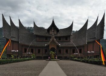 Istana pagaruyung. [Sumber: Pixabay.com]