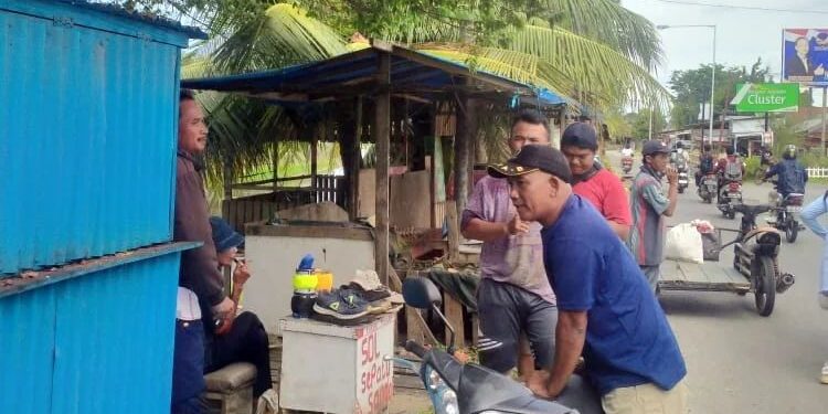 Banyak Warga Dirikan Bangunan Liar di Pinggir Banda Bakali Padang, Satpol PP Bergerak