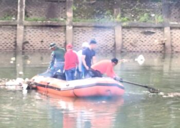 Sampah Menuju Laut Akan Dicegat di Batang Arau