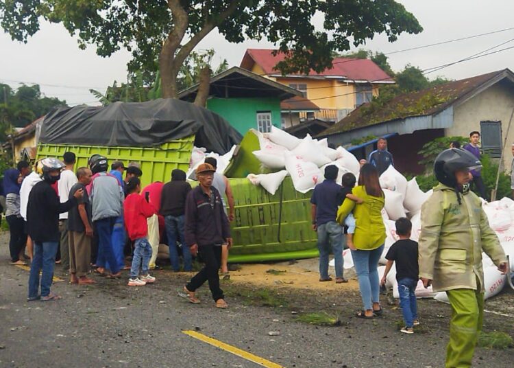 Sopir Truk Asal Pesisir Selatan Ditetapkan Tersangka Tabrakan Beruntun Panyalaian