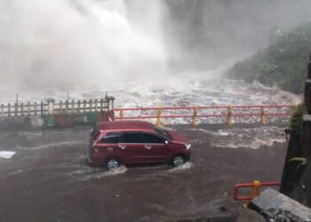 Banjir dan Longsor di Silaing