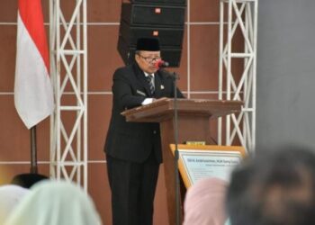 Banyak yang Masih S1, Bupati Agam Wajibkan Kepala Sekolah Bertitel S2