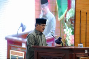 Gelar Rapat Paripurna, DPRD Sumbar Mengesahkan Perda Ekonomi Kreatif