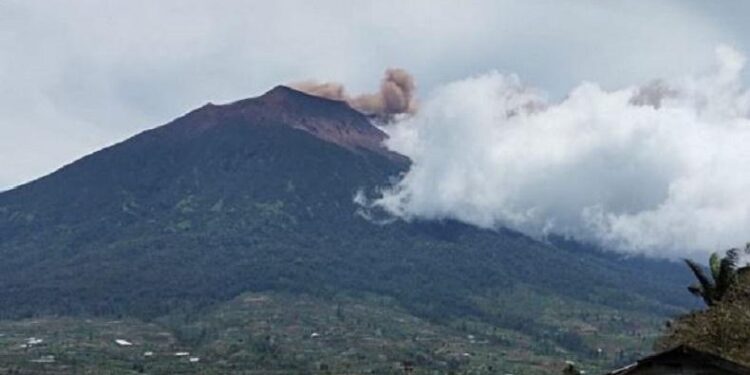 erupsi kerinci