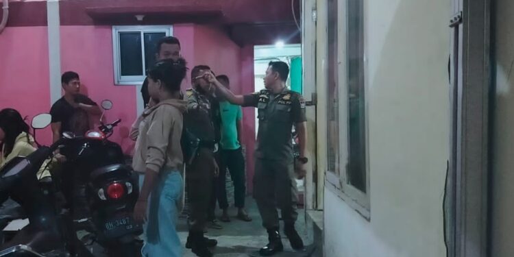 Dua Pasangan Bukan Suami Istri di Padang Terciduk Sekamar di Kos dan Penginapan