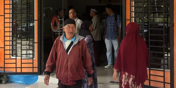 Pembangunan Rumah Rusak Dinilai Lamban, Korban Gempa Pasbar Sudah Dua Kali Ramadan Tinggal di Tenda