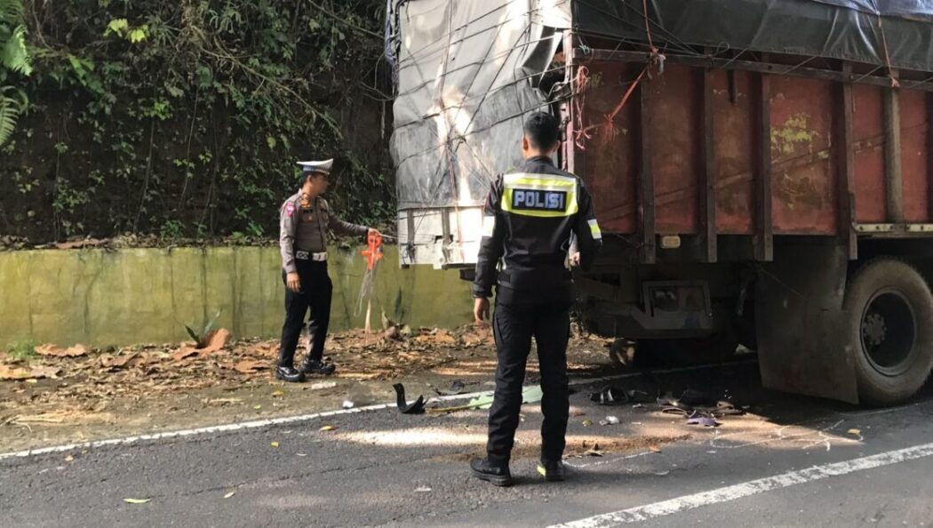 Pelajar Meninggal Usai Tabrak Truk Sedang Parkir Di Pariaman ...