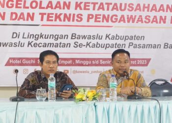 Kegiatan pembekalan pengelolaan kearsipan untuk Panitia Pengawasan Pemilu Kecamatan se Pasaman Barat, Minggu hingga Senin (12-13/3/2023).