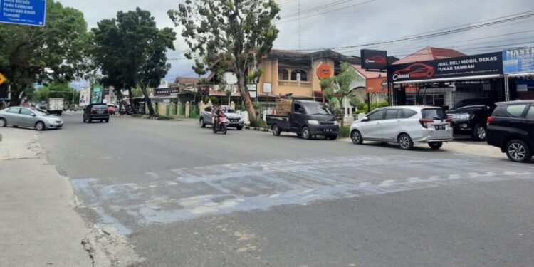 Titik Penanda Zona Aman Tsunami di Padang Akan Dicat Ulang