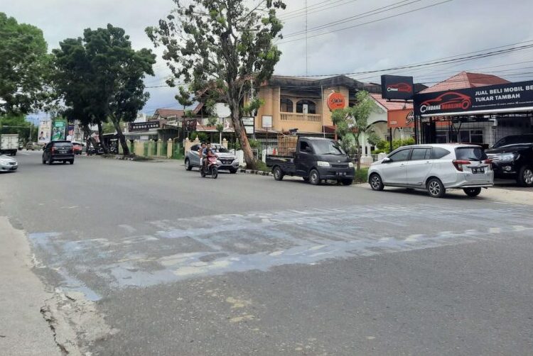 Titik Penanda Zona Aman Tsunami di Padang Akan Dicat Ulang