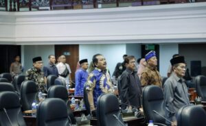 sidang dprd