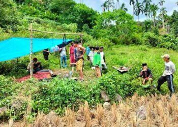 Seorang Perempuan Petani di Padang Pariaman Dikabarkan Tewas Ditembak OTK. Gadis Tewas Ditembak di Padang Pariaman, Pelaku Ditangkap. Akan Tunangan, Gadis di Padang Pariaman Tewas Ditembak Mantan Pacar