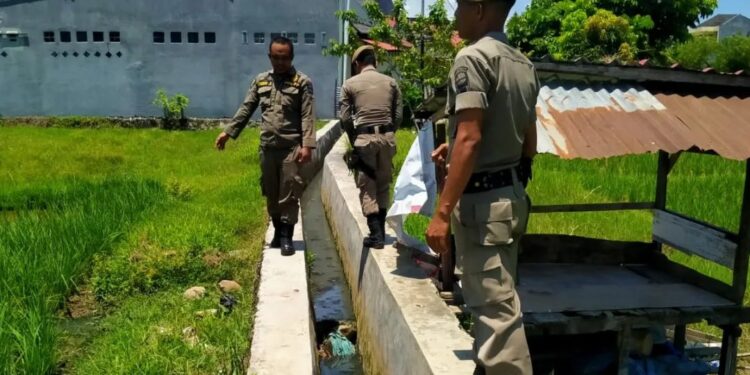 Jadi Lokasi Makan Siang Bulan Puasa Sejumlah Remaja, Dinding Pondok Sawah di Padang Dibongkar