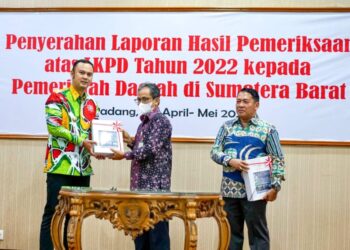 Pemkab Sijunjung Kembali Raih Opini WTP Laporan Hasil Pemeriksaan BPK