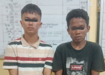 Dua tersangka penyalahgunaan narkoba ditangkap Tim Opsnal Satres Narkoba Polres Pessel.