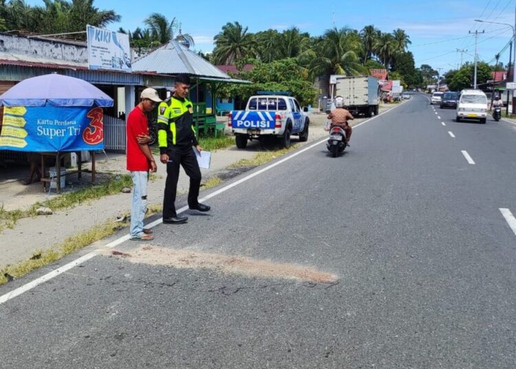 Motor Tabrak Truk di Pariaman