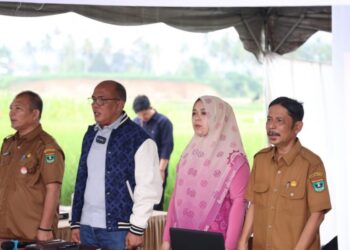 Ketua DPRD Sumbar Supardi mendorong Mars Sumbar dikumandangkan di setiap acara resmi.