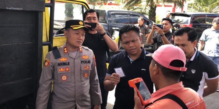 Buntut Temuan Biosolar di Lokasi PETI, Bareskrim Polri dan Polres Pasbar Sidak SPBU