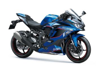 Kawasaki Ninja ZX-25R MY 2024 dengan warna Candy Plasma Blue.(Dok. KMI)