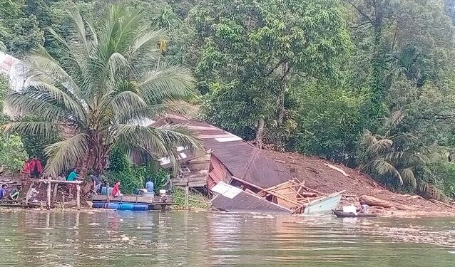 Bencana Agam Rusak Rumah