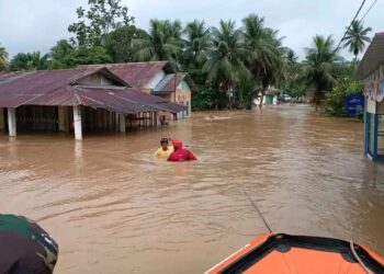 Ilustrasi. Foto: Kondisi saat terjadi banjir di Nagari Kampuang Galapuang Padang Pariaman, Jumat (14/7/2023).