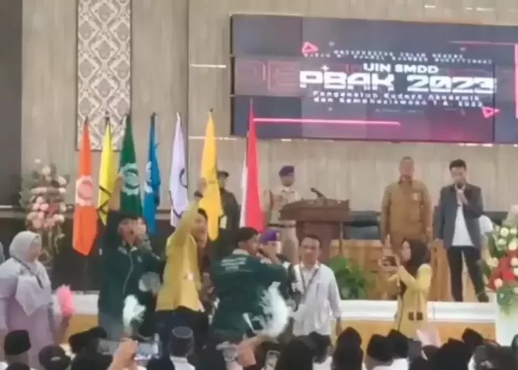 uin bukittinggi gubernur sumbar