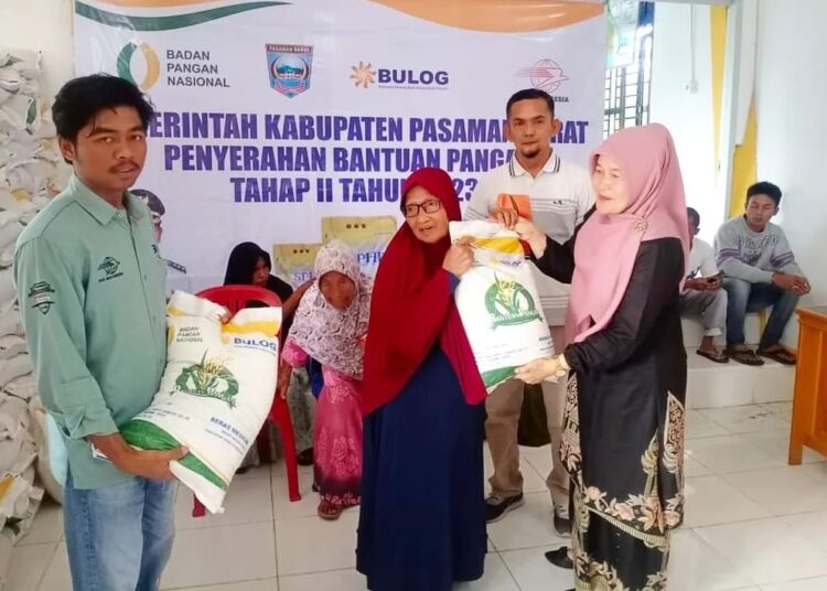 Pemkab Pasbar Bantuan Beras